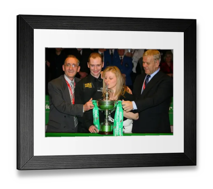 Framed Print : Graeme Dott With Dad, Elaine & Sponsor
