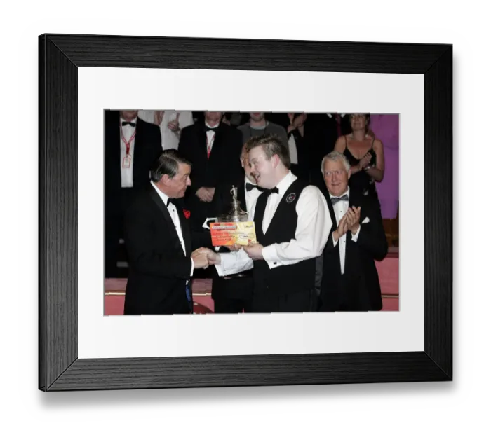 Framed Print : Shaun Murphy With Cheque Framed Print : Shaun Murphy With Cheque