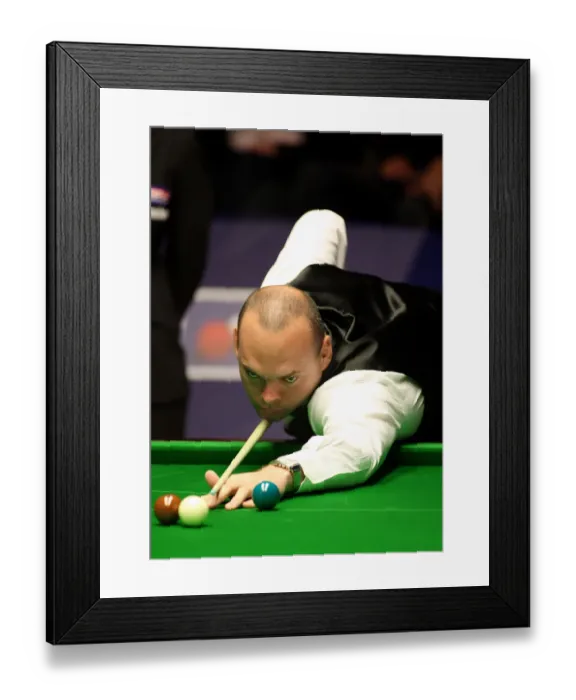 Framed Print : Stuart Bingham Framed Print : Stuart Bingham