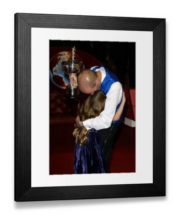 Framed Print : Peter Ebdon & Daughter Framed Print : Peter Ebdon & Daughter