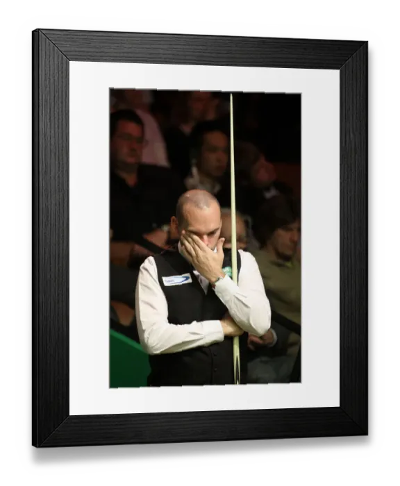 Framed Print : Stuart Bingham Framed Print : Stuart Bingham