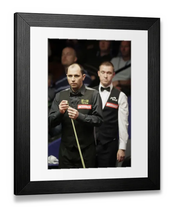 Framed Print : Joe Perry & Stephen Hendry Framed Print : Joe Perry & Stephen Hendry