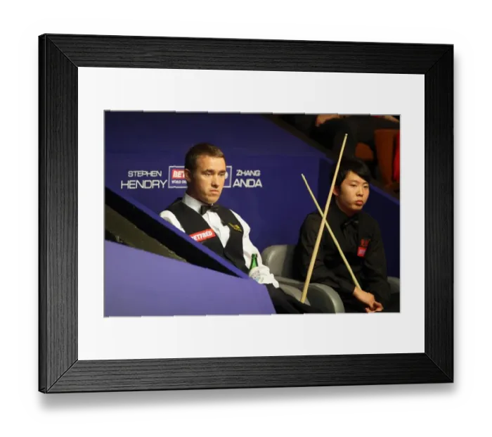 Framed Print : Stephen Hendry & Anda Zhang Framed Print : Stephen Hendry & Anda Zhang