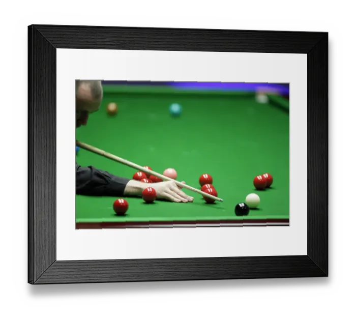 Framed Print : Tricky Cueing In Amongst The Reds Framed Print : Tricky Cueing In Amongst The Reds