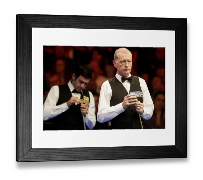 Framed Print : Steve Davis & Ronnie O Sullivan Framed Print : Steve Davis & Ronnie O Sullivan