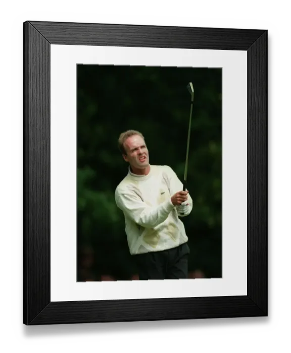 Framed Print : Thomas Levet Framed Print : Thomas Levet