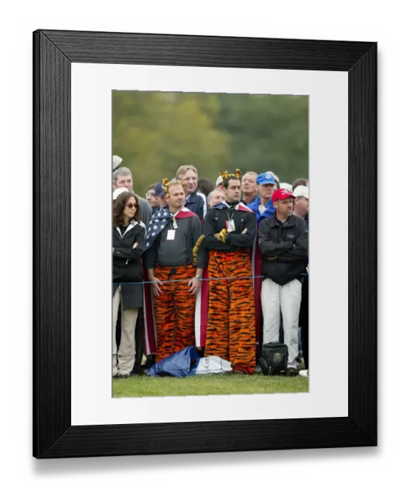 Framed Print : Tiger Woods Fans Framed Print : Tiger Woods Fans