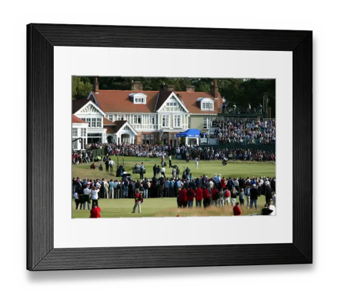 Framed Print : Ernie Els On The 18th Green Framed Print : Ernie Els On The 18th Green