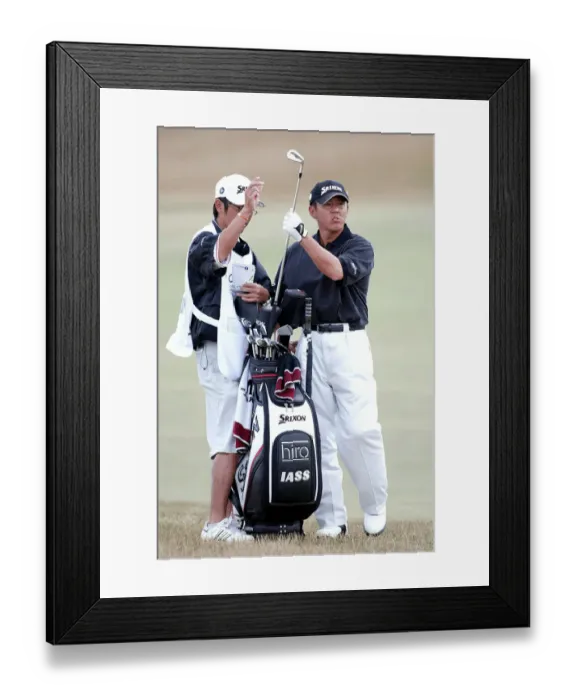 Framed Print : Hirofumi Miyase Framed Print : Hirofumi Miyase