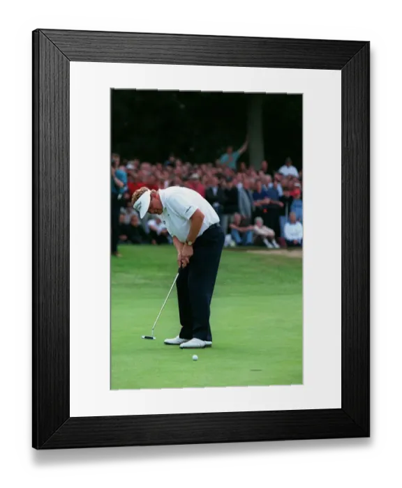 Framed Print : Colin Montgomerie Birdies 18th Framed Print : Colin Montgomerie Birdies 18th