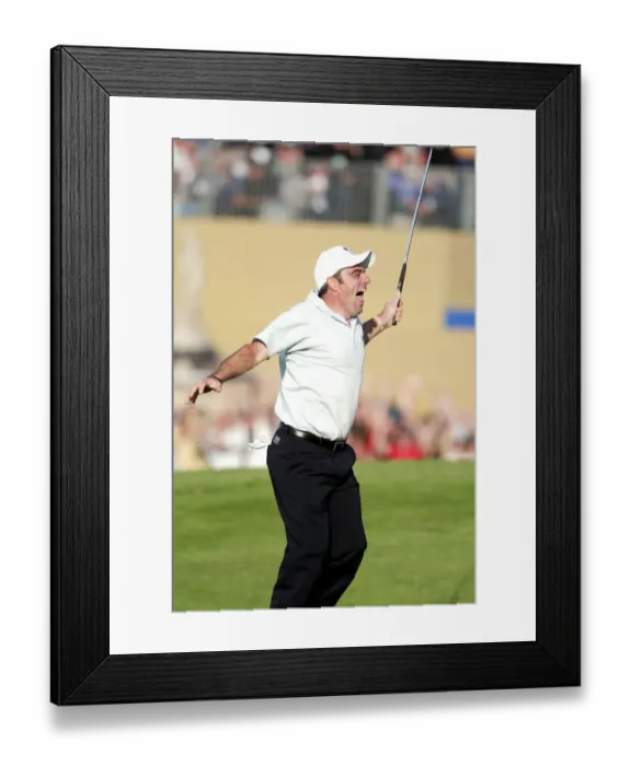 Framed Print : Paul Mcginley Sinks Winner Framed Print : Paul Mcginley Sinks Winner