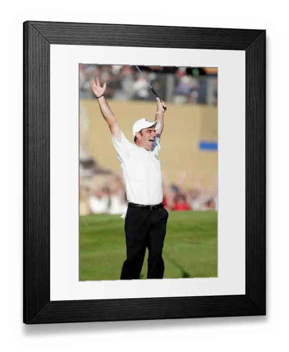 Framed Print : Paul Mcginley Sinks Winner Framed Print : Paul Mcginley Sinks Winner