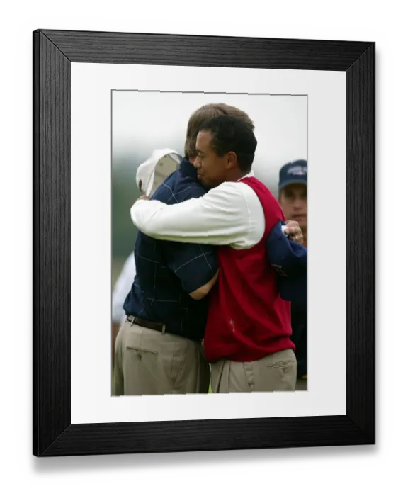 Framed Print : Tiger Woods & Davis Love Iii Framed Print : Tiger Woods & Davis Love Iii