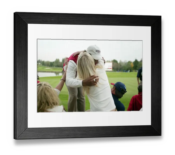 Framed Print : Tiger Woods & Elin Nordegren