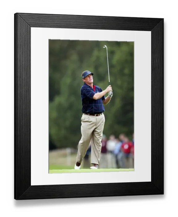 Framed Print : Mark Calcavecchia Framed Print : Mark Calcavecchia