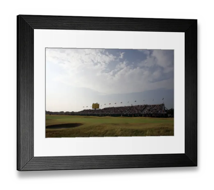 Framed Print : 18th Green & Grandstands Framed Print : 18th Green & Grandstands