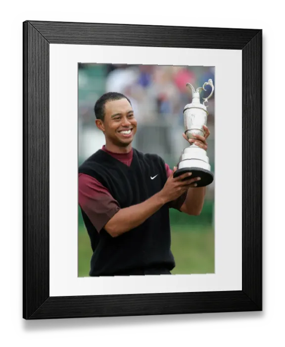 Framed Print : Tiger Woods Framed Print : Tiger Woods