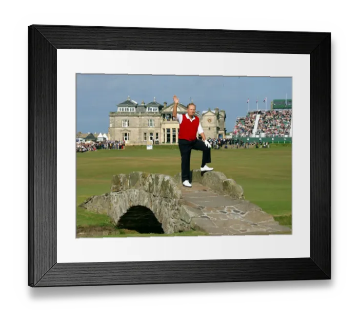 Framed Print : Jack Nicklaus Says Goodbye Framed Print : Jack Nicklaus Says Goodbye
