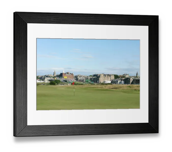 Framed Print : 16th Green Framed Print : 16th Green