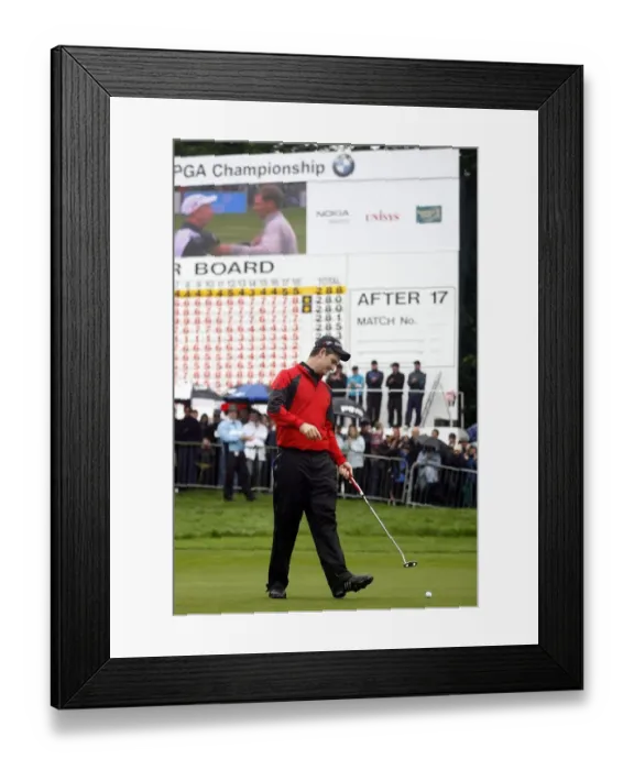 Framed Print : Justin Rose Misses Birdie Putt Framed Print : Justin Rose Misses Birdie Putt