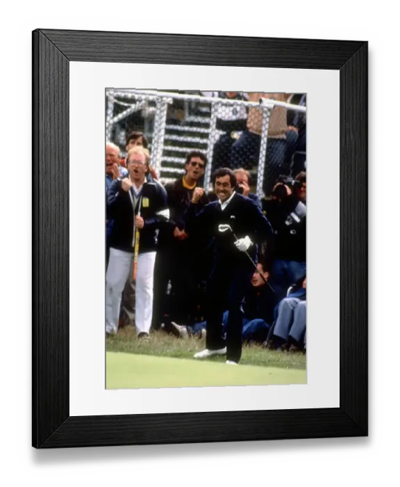 Framed Print : Seve Ballesteros On 18th Green