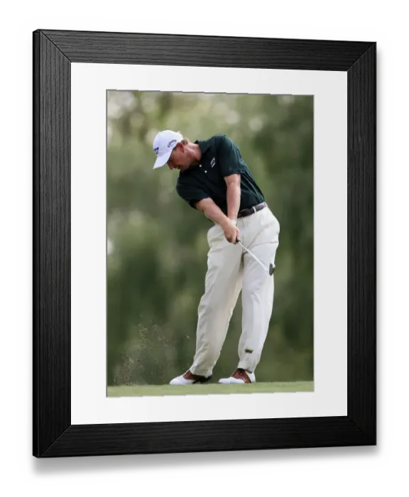 Framed Print : Ernie Els Plays His 2nd Shot On The 1st Fairway Framed Print : Ernie Els Plays His 2nd Shot On The 1st Fairway