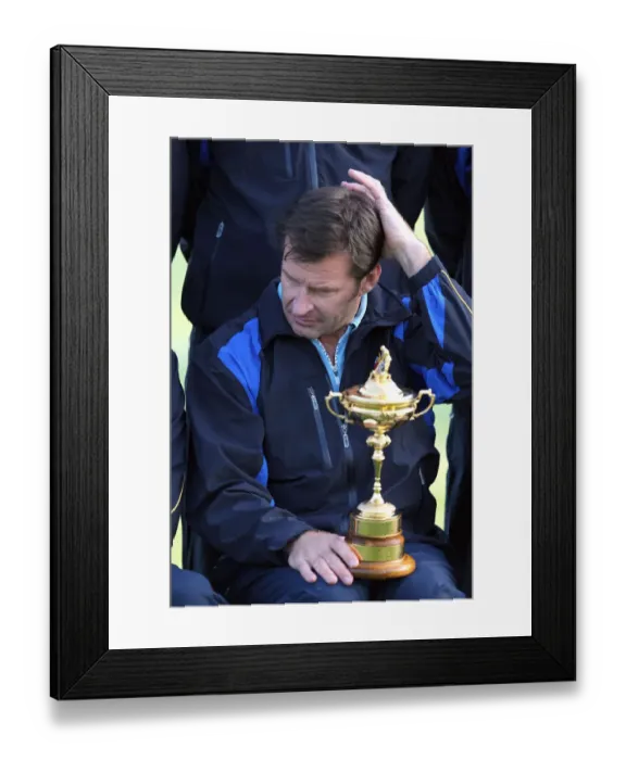 Framed Print : Nick Faldo With The Ryder Cup Framed Print : Nick Faldo With The Ryder Cup