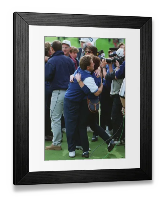 Framed Print : Ian Woosnam & Wife Celebrates Framed Print : Ian Woosnam & Wife Celebrates