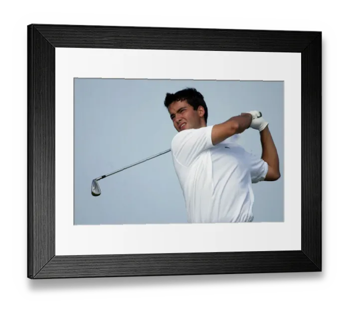 Framed Print : Alejandro Larrazabal Framed Print : Alejandro Larrazabal