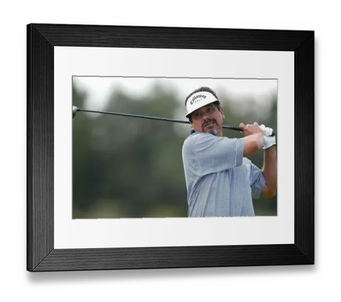 Framed Print : Eduardo Romero Framed Print : Eduardo Romero