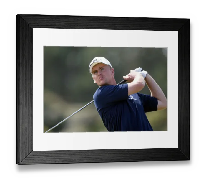 Framed Print : Robert Karlsson