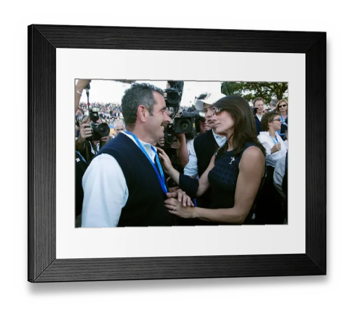 Framed Print : Sam Torrance, Suzanne Danielle Framed Print : Sam Torrance, Suzanne Danielle