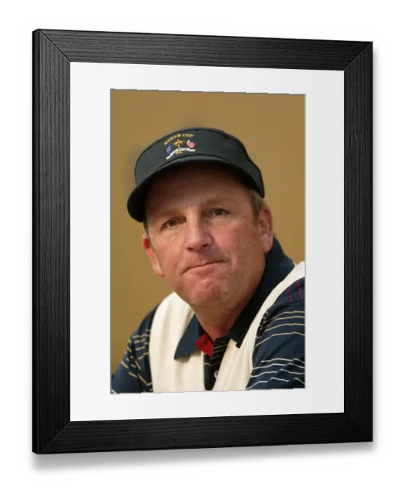 Framed Print : Mark Calcavecchia