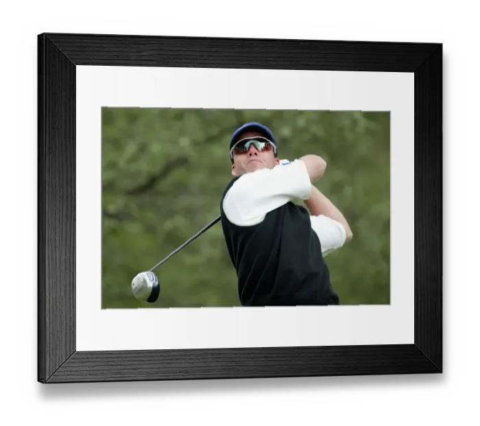 Framed Print : Julien Van Hauwe Framed Print : Julien Van Hauwe