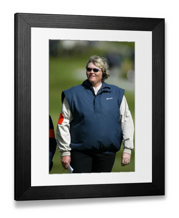 Framed Print : Laura Davies Framed Print : Laura Davies