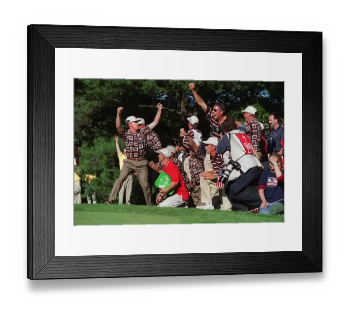 Framed Print : Justin Leonard & Team Celeb Framed Print : Justin Leonard & Team Celeb