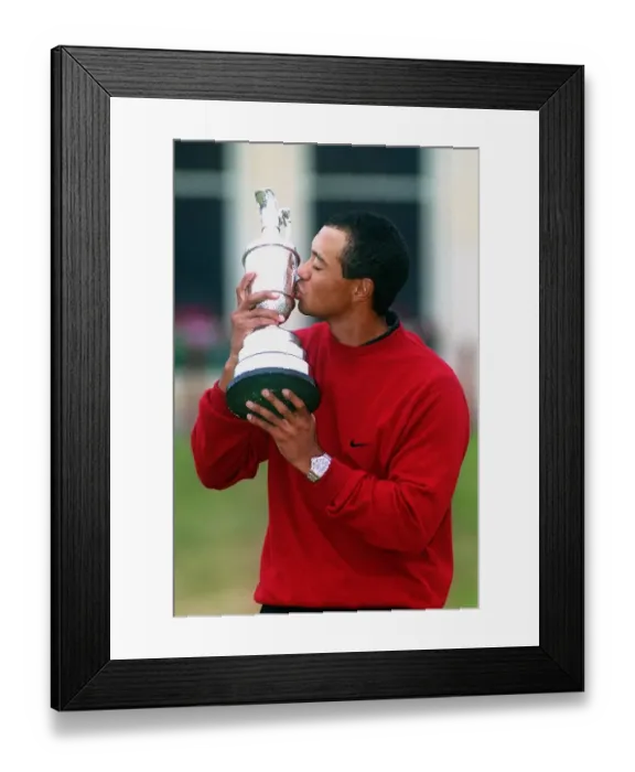 Framed Print : Tiger Woods Framed Print : Tiger Woods