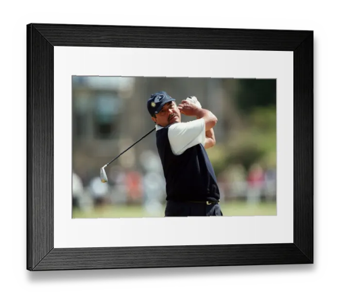 Framed Print : Eduardo Romero Framed Print : Eduardo Romero
