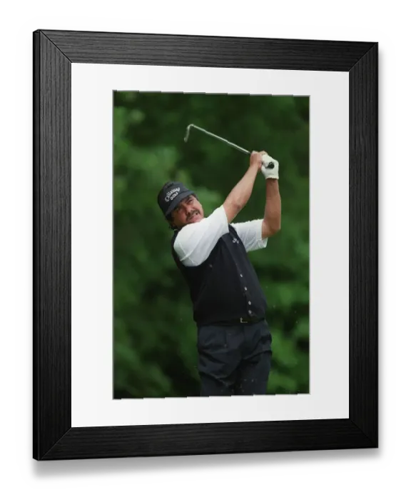 Framed Print : Eduardo Romero Framed Print : Eduardo Romero