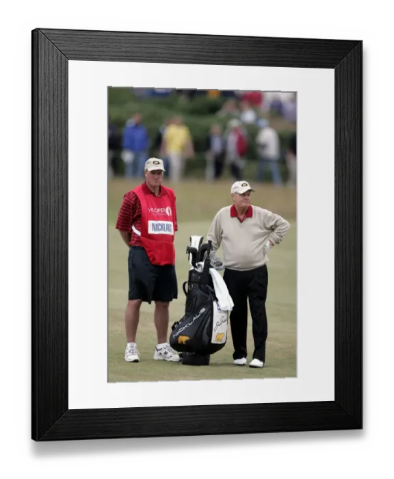 Framed Print : Jack Nicklaus With Son Framed Print : Jack Nicklaus With Son