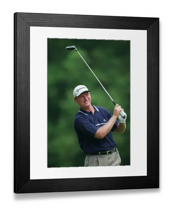 Framed Print : Ernie Els South Africa Volvo PGA Volvo PGA, Wentworth, Surrey 27 May 2001 Date Framed Print : Ernie Els South Africa Volvo PGA Volvo PGA, Wentworth, Surrey 27 May 2001 Date