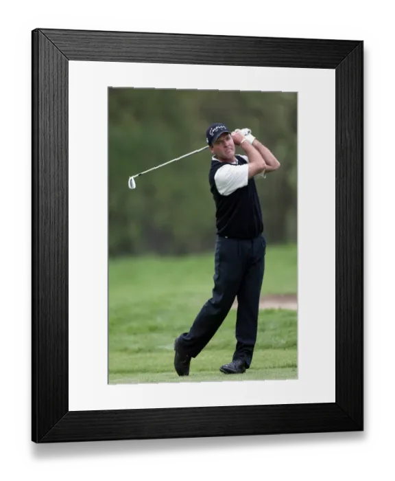 Framed Print : THOMAS LEVET Framed Print : THOMAS LEVET