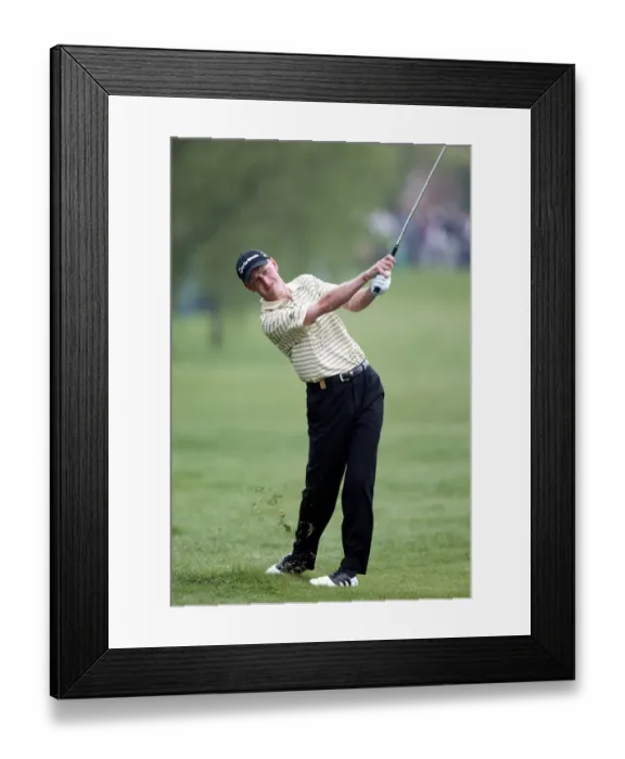 Framed Print : SIMON WAKEFIELD Framed Print : SIMON WAKEFIELD