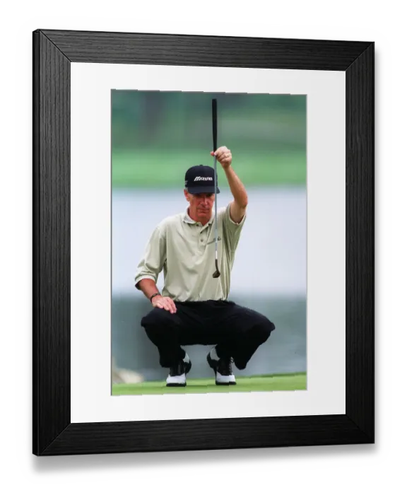 Framed Print : Larry Mize Framed Print : Larry Mize