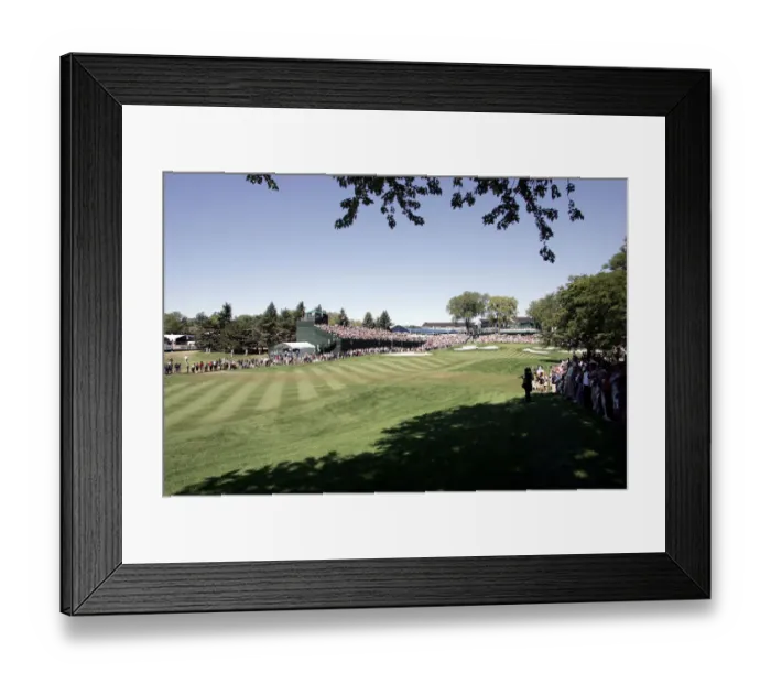 Framed Print : 18th Green