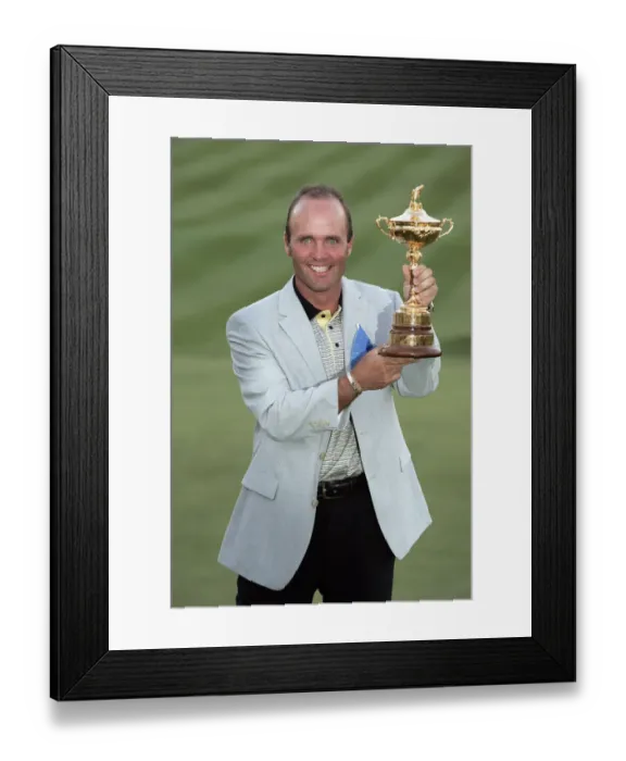 Framed Print : Thomas Levitt Framed Print : Thomas Levitt