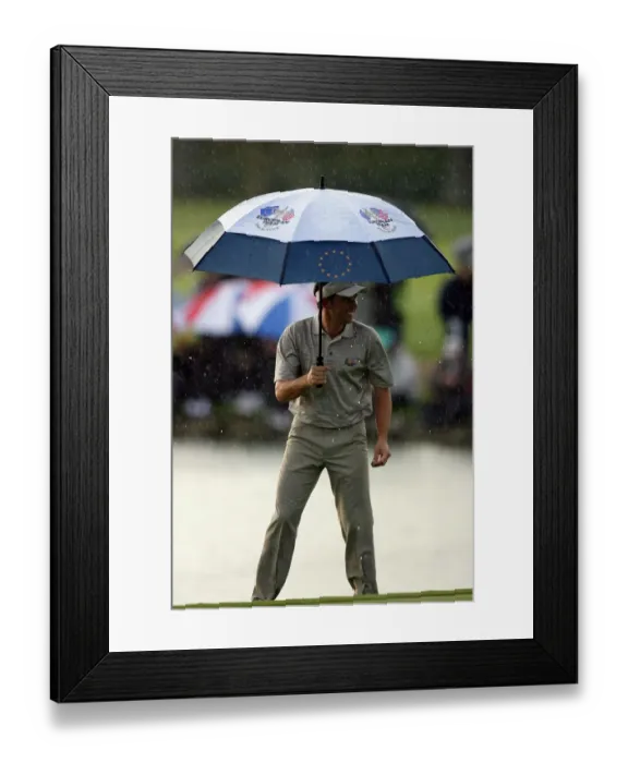 Framed Print : Sergio Garcia Framed Print : Sergio Garcia