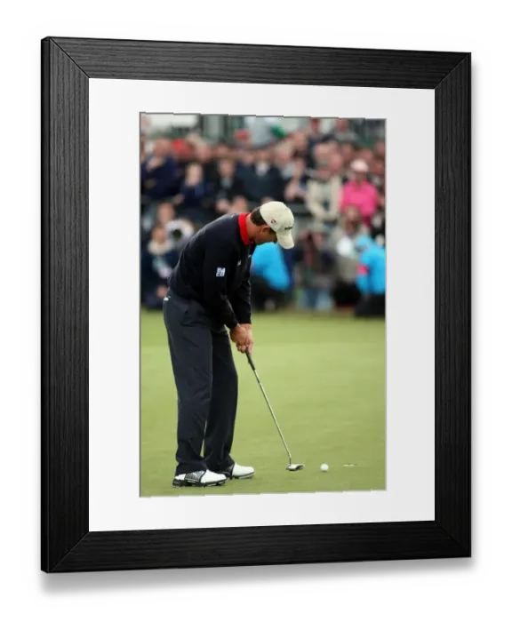Framed Print : Padraig Harrington Sinks Winning Putt Framed Print : Padraig Harrington Sinks Winning Putt