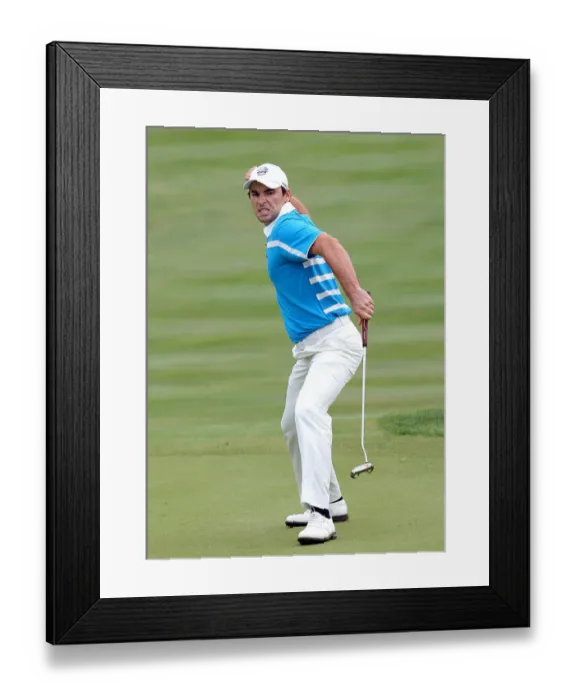Framed Print : Oliver Wilson Sinks Winning Putt Framed Print : Oliver Wilson Sinks Winning Putt