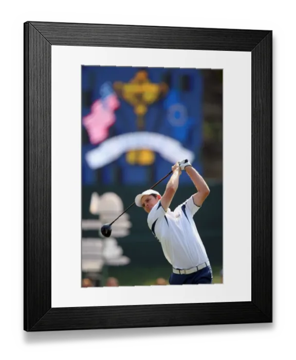 Framed Print : Justin Rose On 15th Framed Print : Justin Rose On 15th